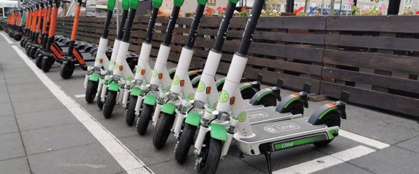 Учество во сообраќај со електричен тротинет